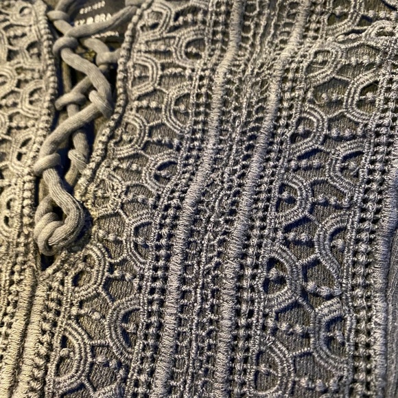 Women’s Lucky Brand Long Sleeve top with lace up - Picture 3 of 4